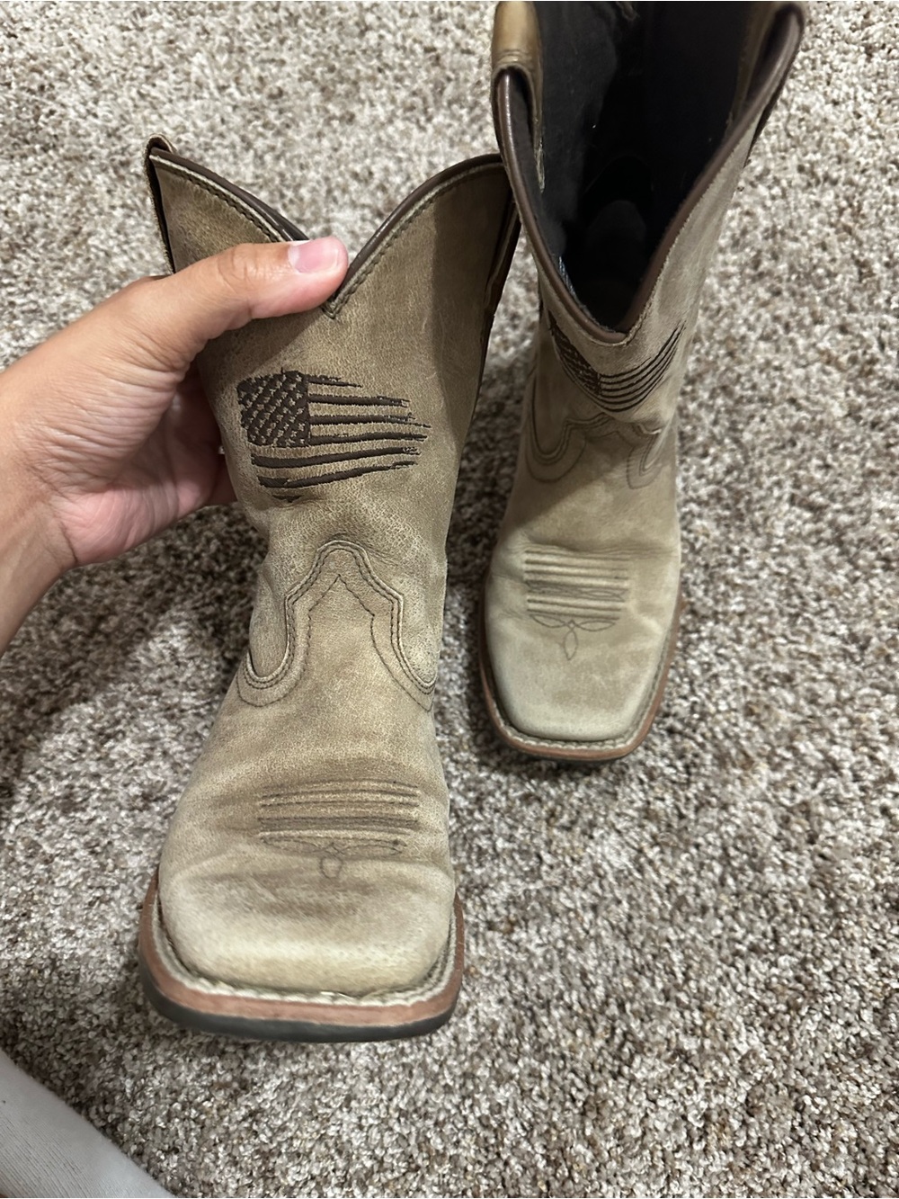 Kids ariat boots size 12 toddler